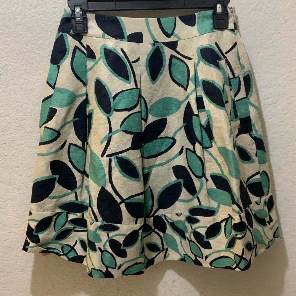 BCBG Generation Womens Skirt pleated green white size 0